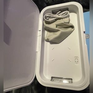 Ultraviolet sterilizer